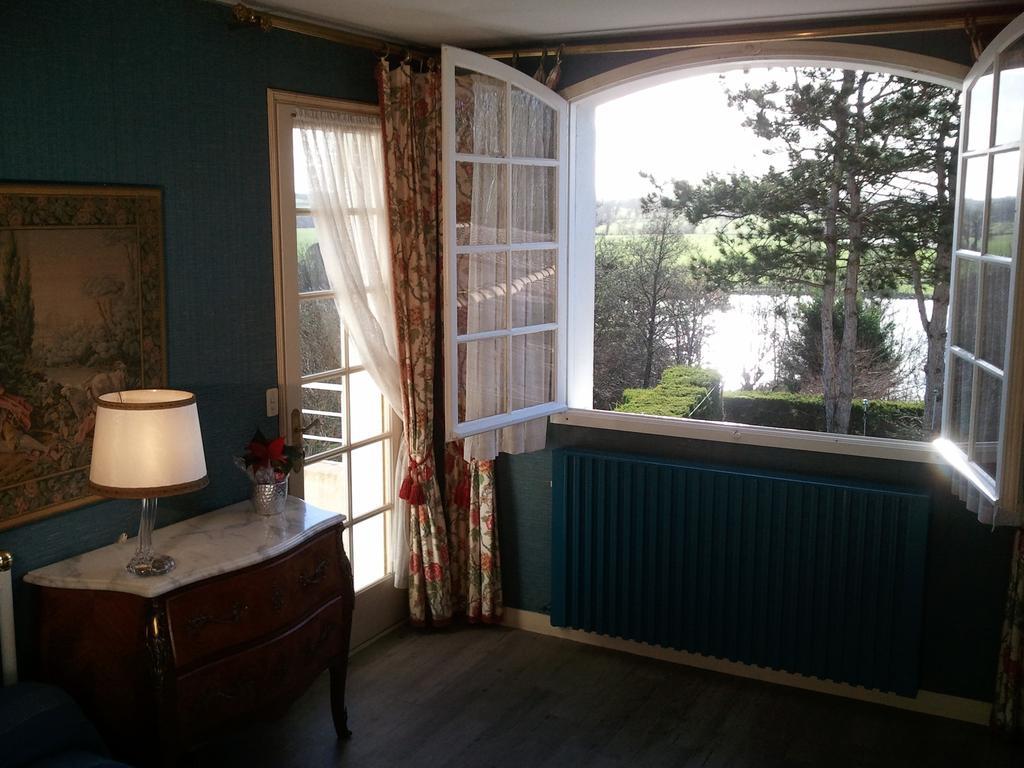 Mas Du Trezon Bed and Breakfast Σολέ Δωμάτιο φωτογραφία